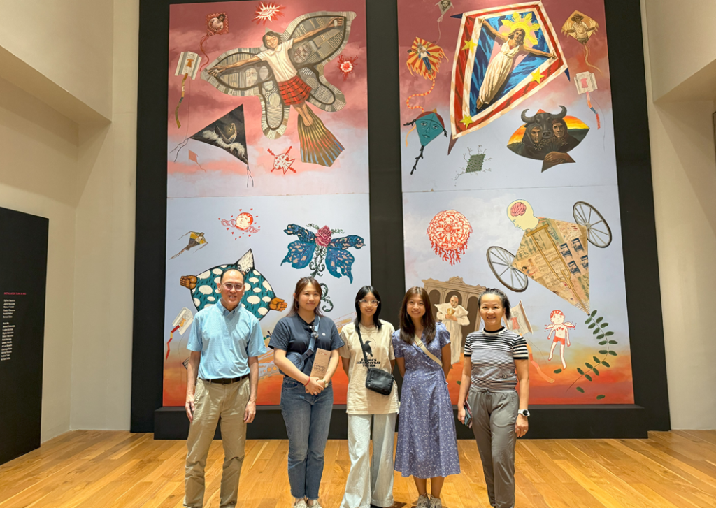 At Ateneo Art Gallery (Photo credits: Sabrina Yin)